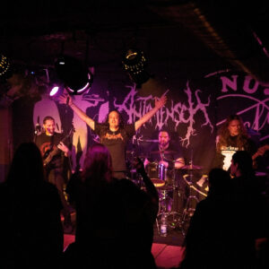 http://www.antimensch.com/wp-content/uploads/2013/07/Antimensch_25-e1397160835325-300x300.jpg